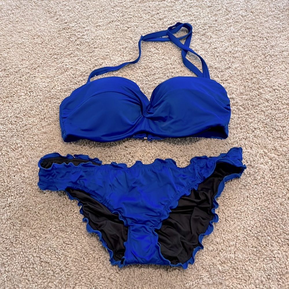 Victoria’s Secret Bikini 36 D Large